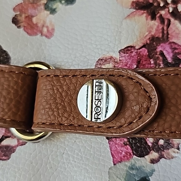 Handbag with shoulder strap. Flowers and brown, soft - Picture 2 of 7